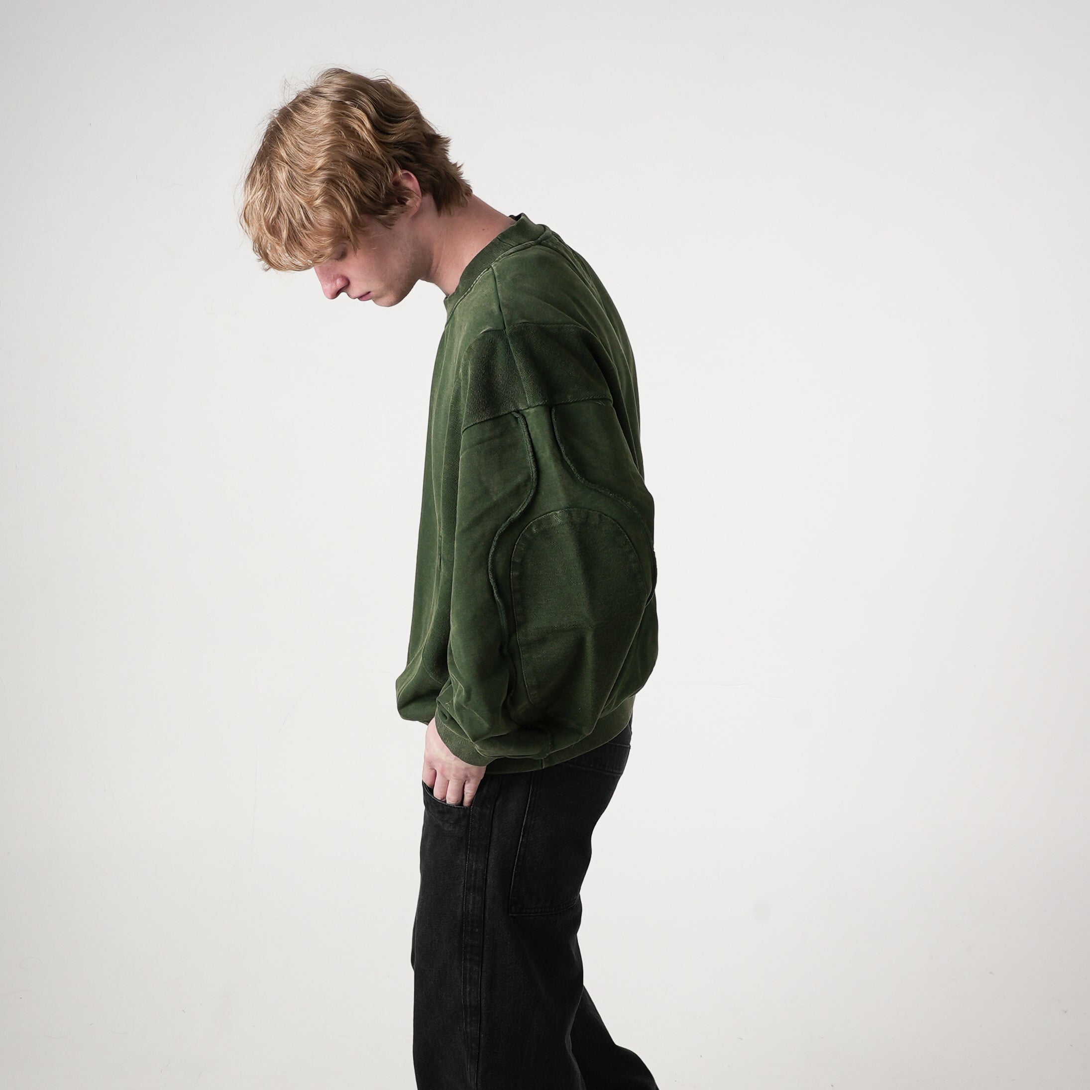 Patagium Pullover